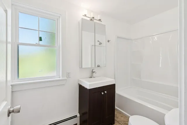 $895,000 | 1309 Broadway, South Portland, ME 04106