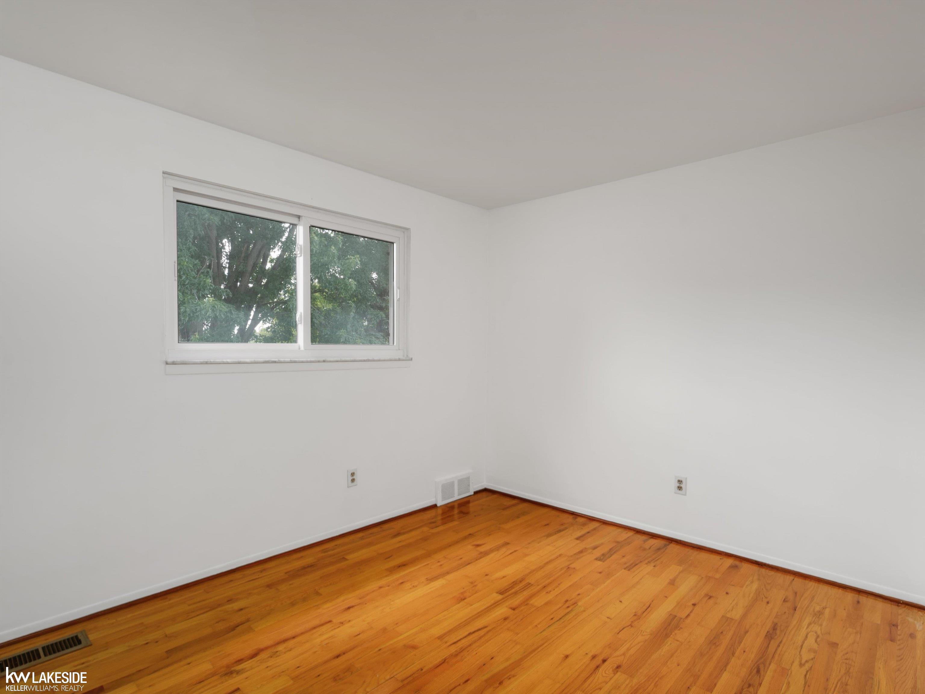 35385 Bobcean Road Clinton Township, MI 48035 - Photo 27 of 49
