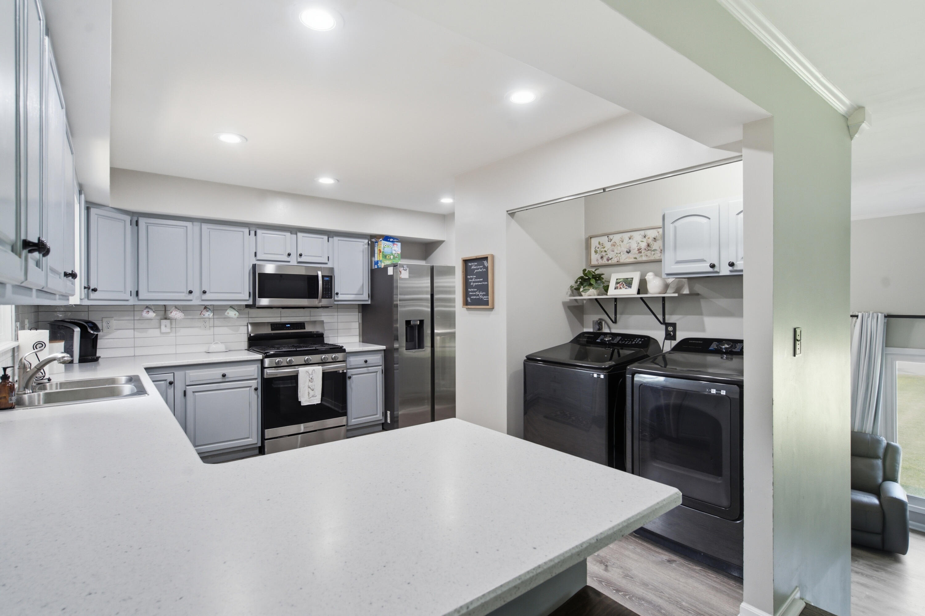 57089 Linda Avenue Three Rivers, MI 49093 - Photo 11 of 46 DSC06208