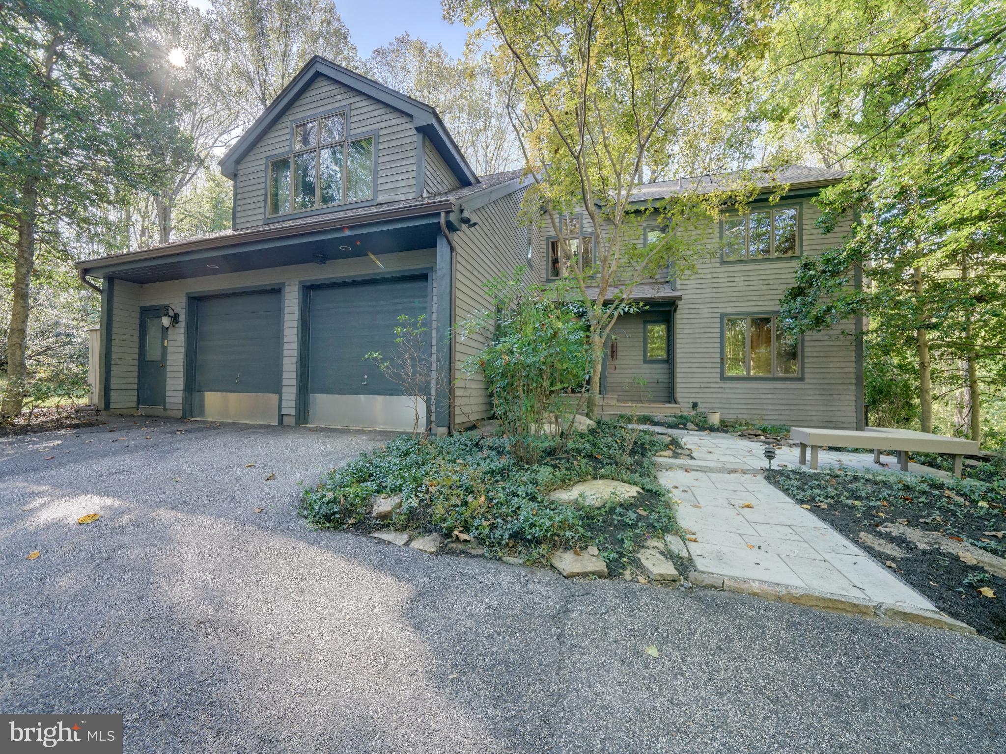 11818 Linden Chapel Road Clarksville, MD 21029 - Photo 95 of 121 front view of a house with a small yard