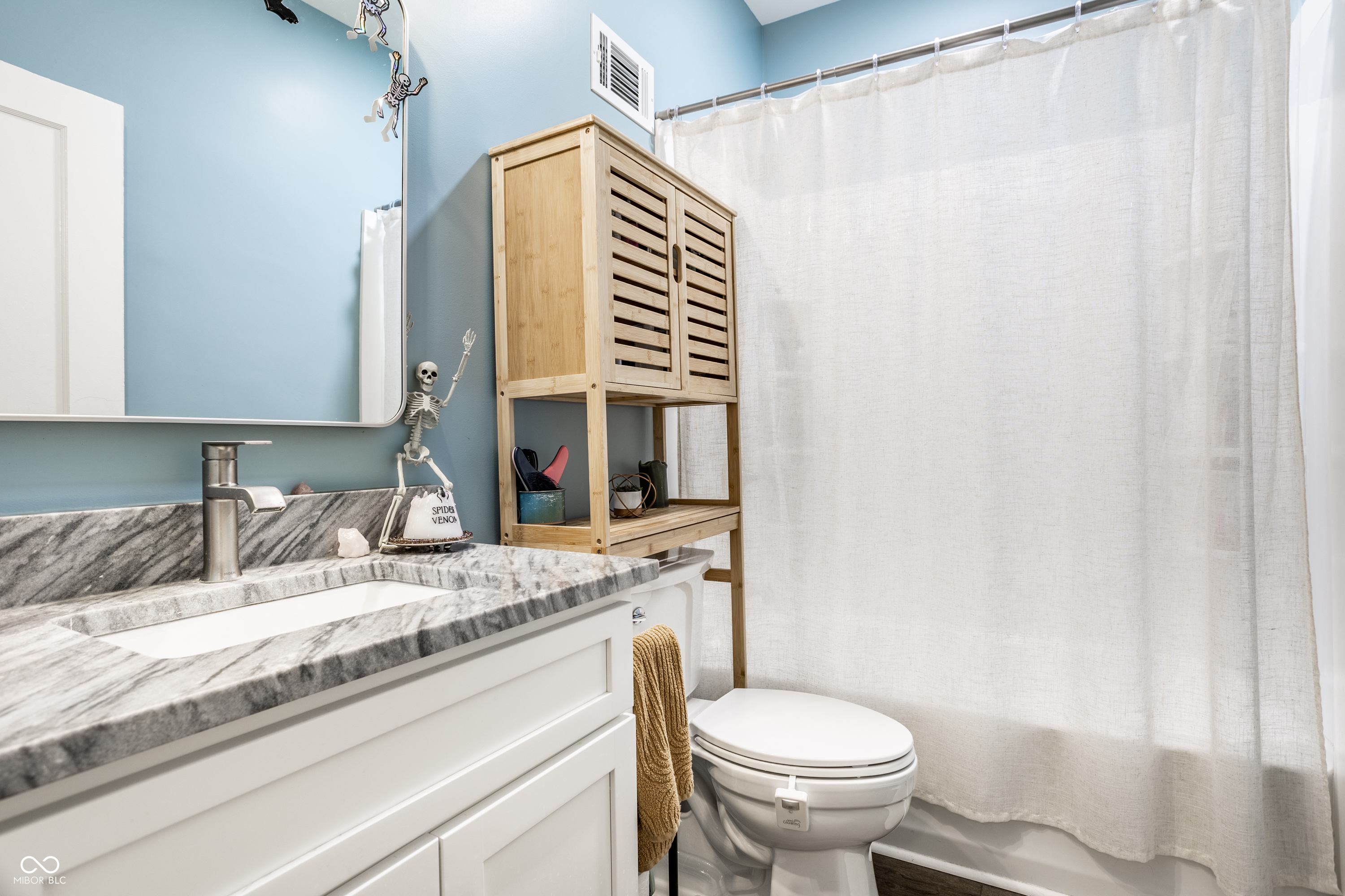 833-835 North Riley Avenue Indianapolis, IN 46201 - Photo 19 of 38