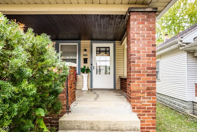 $200,000 | 833-835 North Riley Avenue, Indianapolis, IN 46201