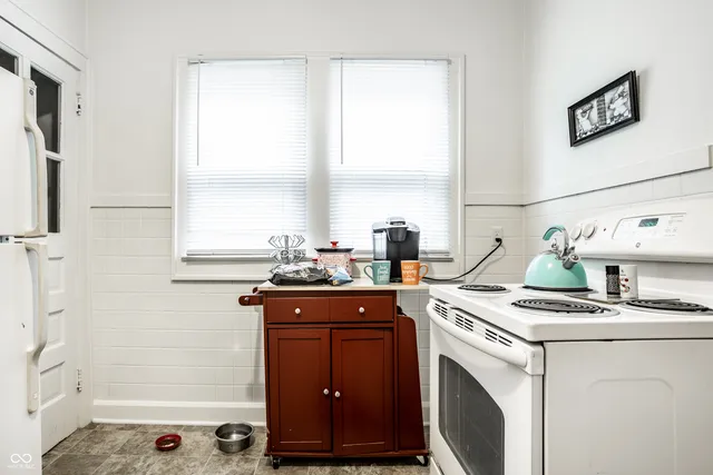 $200,000 | 833-835 North Riley Avenue, Indianapolis, IN 46201