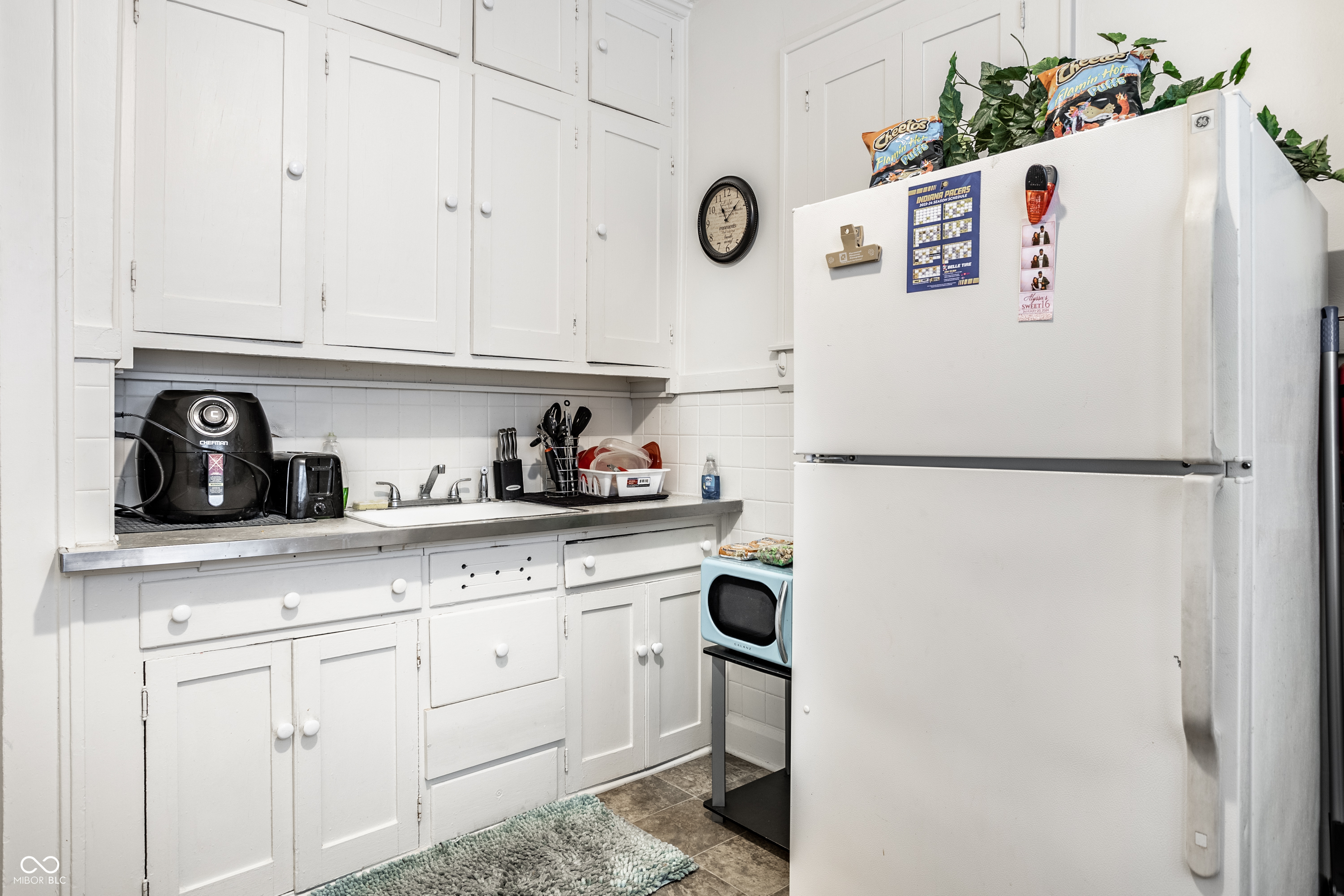 833-835 North Riley Avenue Indianapolis, IN 46201 - Photo 31 of 38