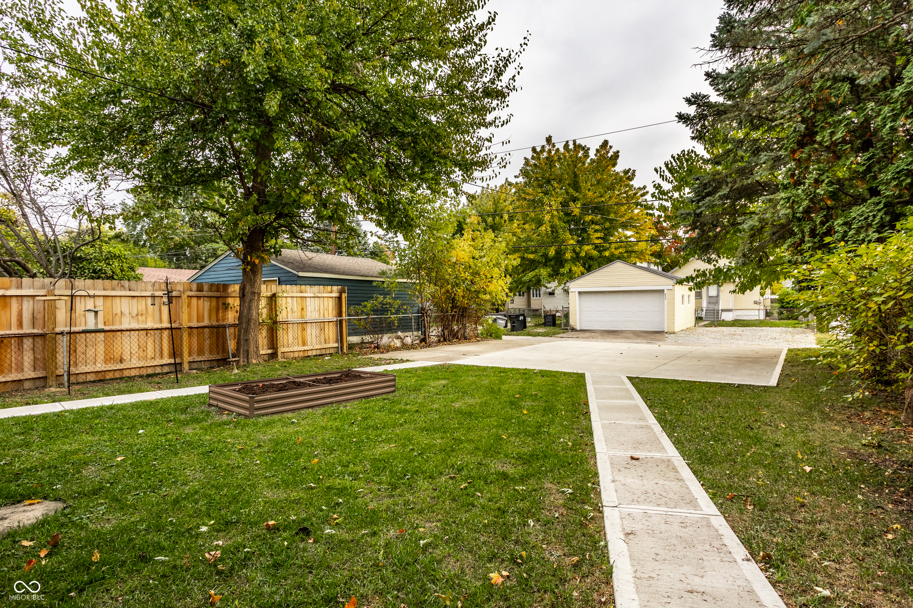 833-835 North Riley Avenue Indianapolis, IN 46201 - Photo 36 of 38