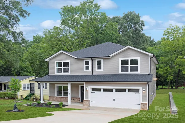 $475,000 | 13544 Central Avenue, Huntersville, NC 28078