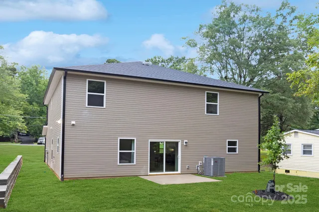 $475,000 | 13544 Central Avenue, Huntersville, NC 28078