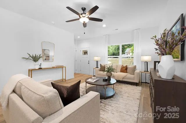 $475,000 | 13544 Central Avenue, Huntersville, NC 28078