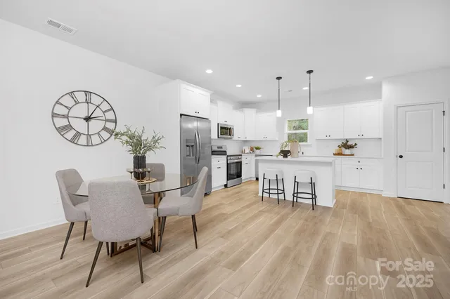 $475,000 | 13544 Central Avenue, Huntersville, NC 28078