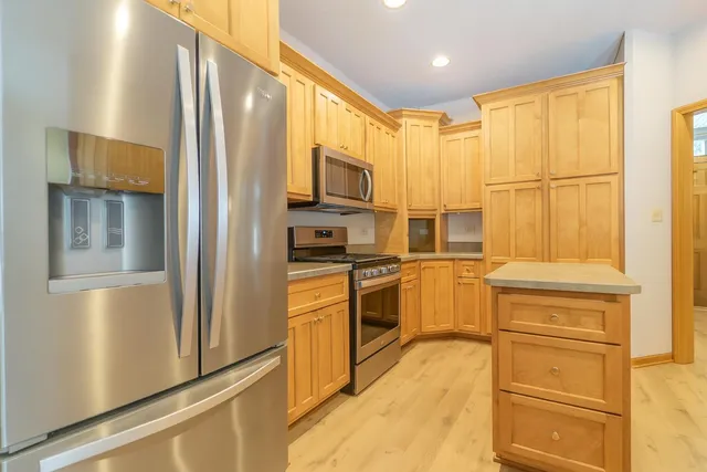 $749,999 | 1874 Catkin Circle, Chesterton, IN 46304