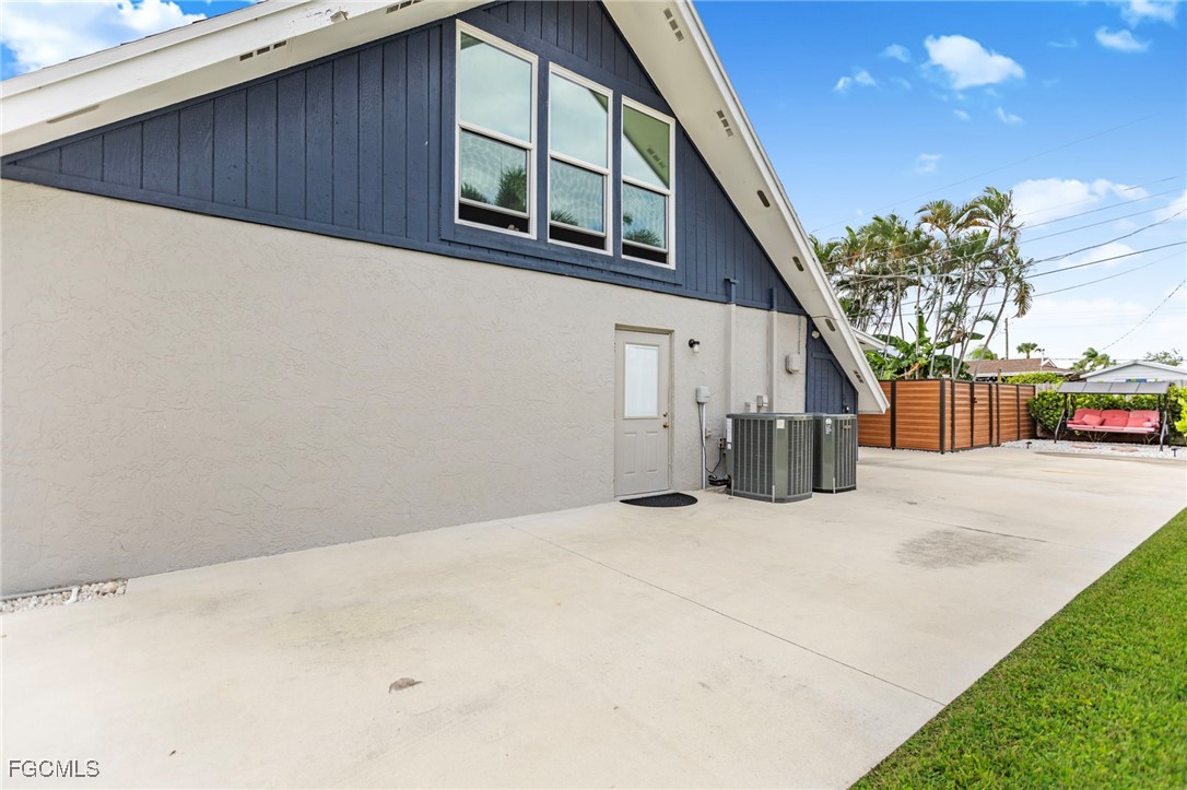 1549 Braeburn Road Fort Myers, FL 33919 - Photo 36 of 38