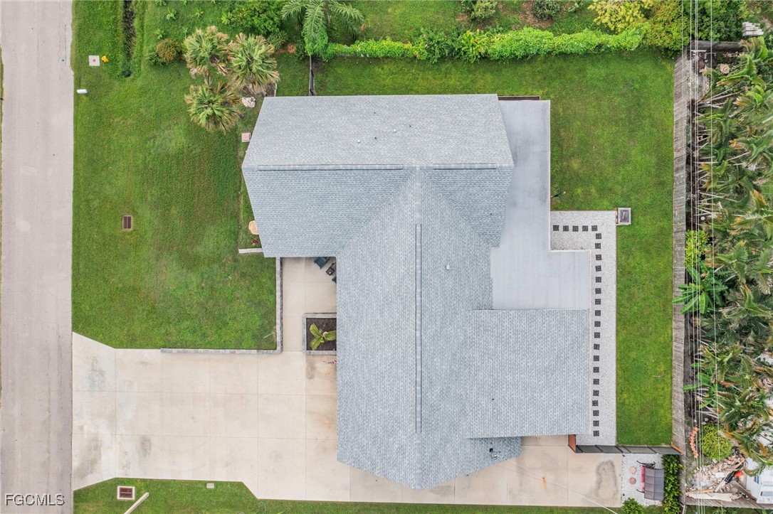 1549 Braeburn Road Fort Myers, FL 33919 - Photo 5 of 38