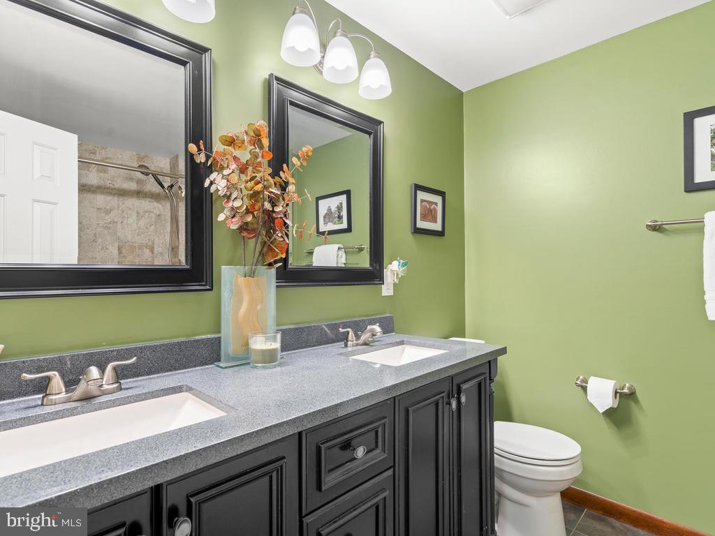 18122 Cashell Road Rockville, MD 20853 - Photo 21 of 58 Gallery Image 21