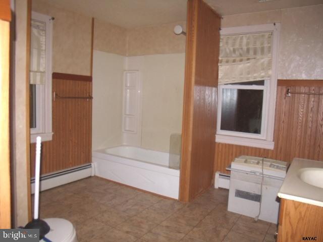567 Trolley Road Windsor, PA 17366 - Photo 7 of 8 Gallery Image 7