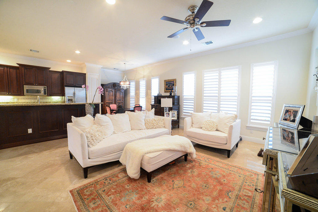 89 Via Poinciana Street Boca Raton, FL 33487 - Photo 8 of 33 BMB_9792
