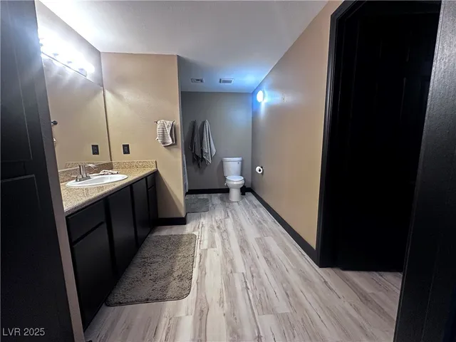 $220,000 | 8000 West Badura Avenue, Unit 1001, Las Vegas, NV 89113