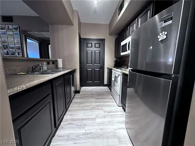 $220,000 | 8000 West Badura Avenue, Unit 1001, Las Vegas, NV 89113