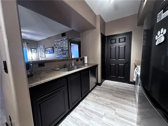 $220,000 | 8000 West Badura Avenue, Unit 1001, Las Vegas, NV 89113