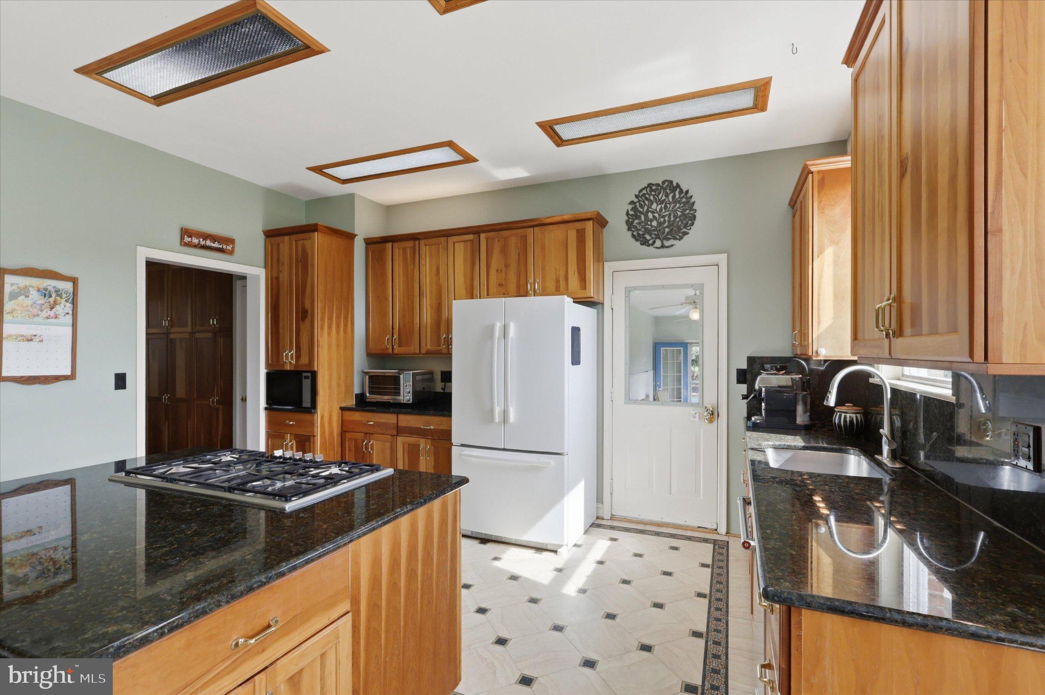 2545 Mullinix Mill Road Mount Airy, MD 21771 - Photo 17 of 74 Gallery Image 17