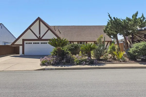 $879,999 | 10741 Len Street, Santee, CA 92071