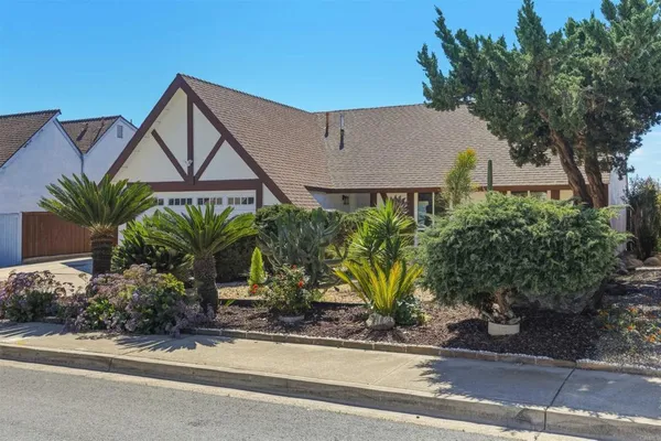 $879,999 | 10741 Len Street, Santee, CA 92071