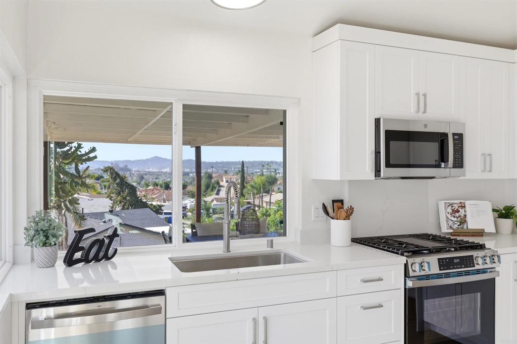 10741 Len Street Santee, CA 92071 - Photo 6 of 32