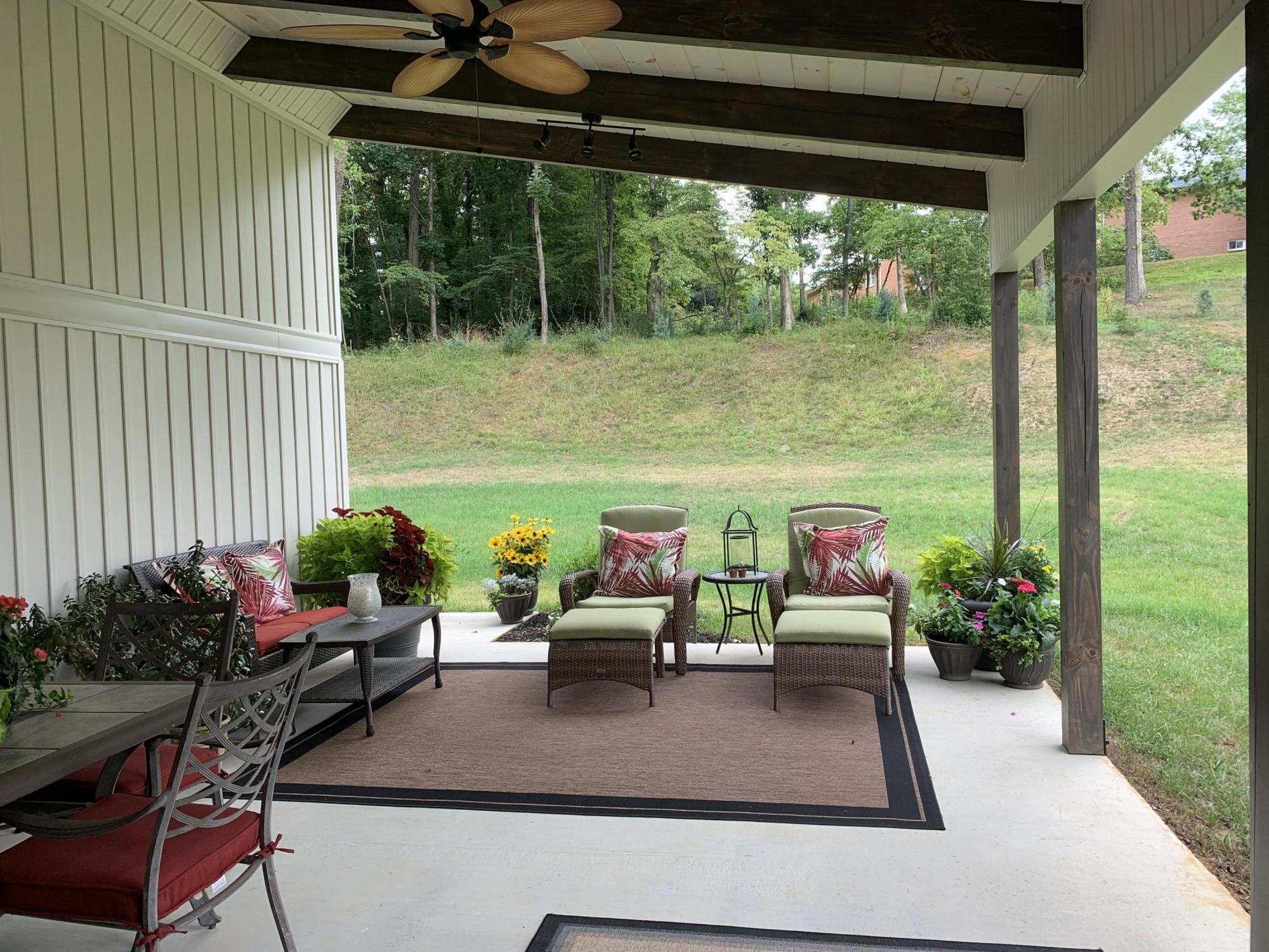 4024 Garst Mill Road Roanoke, VA 24018 - Photo 3 of 15 IMG_3268