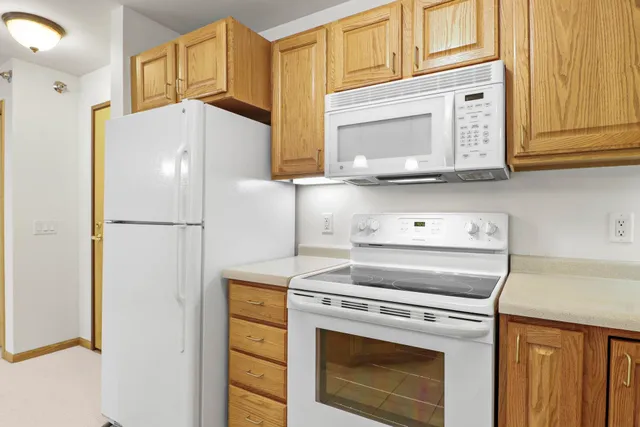 $215,000 | 6815 Parkside Circle, DeForest, WI 53532