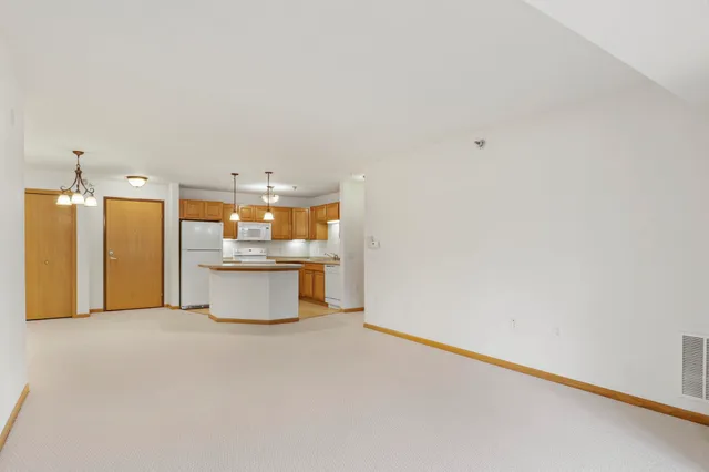 $215,000 | 6815 Parkside Circle, DeForest, WI 53532