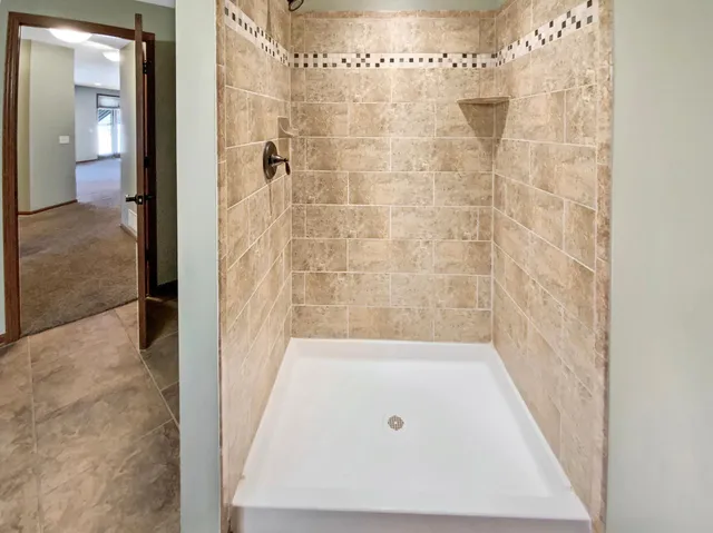 $515,000 | 515 Saxon Drive, Elko New Market, MN 55054