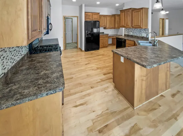 $515,000 | 515 Saxon Drive, Elko New Market, MN 55054