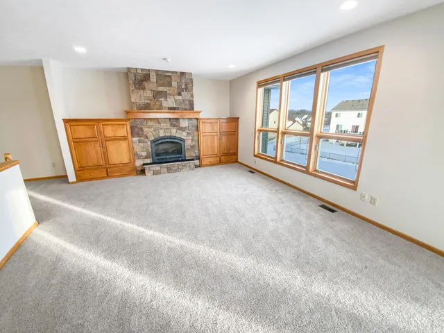 $515,000 | 515 Saxon Drive, Elko New Market, MN 55054