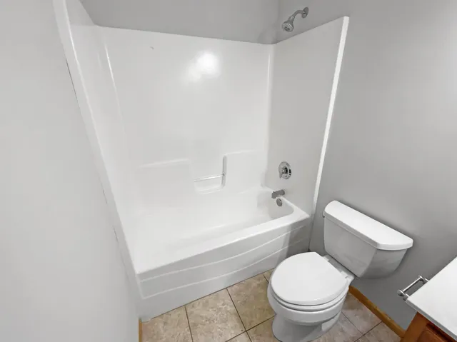 $515,000 | 515 Saxon Drive, Elko New Market, MN 55054