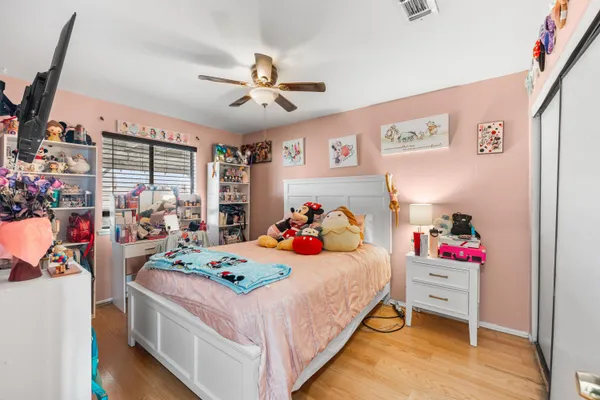 $489,900 | 1827 Louise Avenue, Lancaster, CA 93534