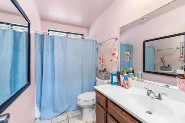 $489,900 | 1827 Louise Avenue, Lancaster, CA 93534