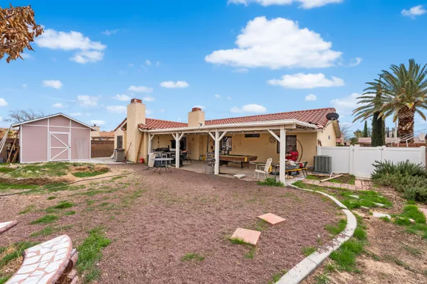 $489,900 | 1827 Louise Avenue, Lancaster, CA 93534