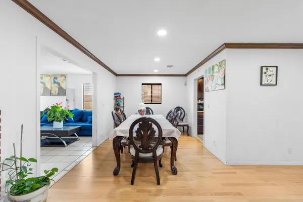 $489,900 | 1827 Louise Avenue, Lancaster, CA 93534