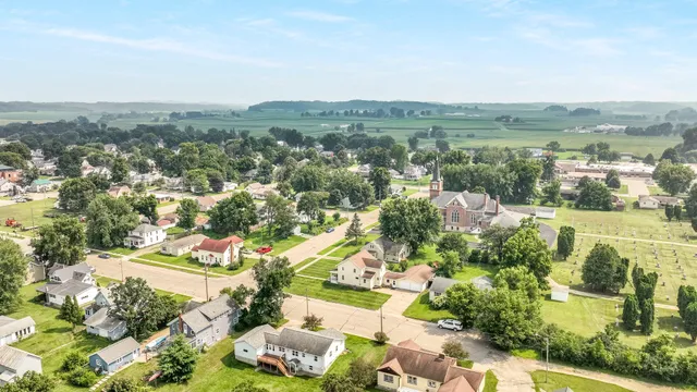 $235,000 | 102 South Peterson Avenue, Blair, WI 54616