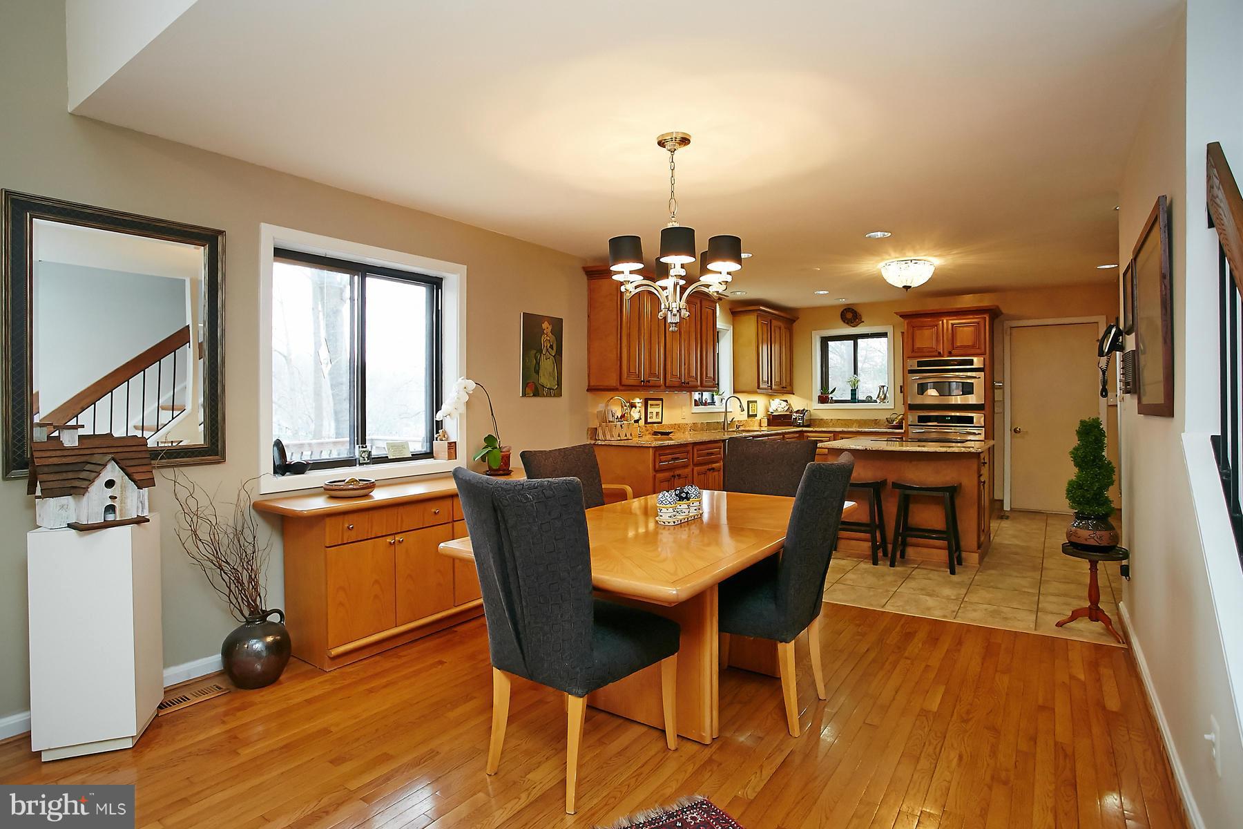2206 Spinnaker Court Reston, VA 20191 - Photo 8 of 30 Dining Room