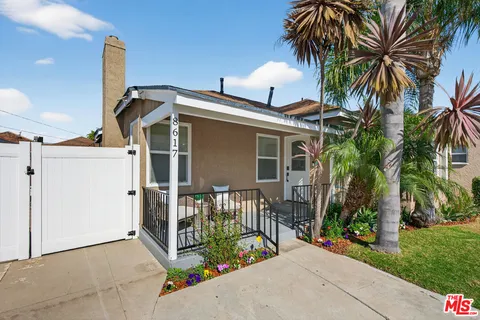 $1,249,000 | 8617 Olin Street, Los Angeles, CA 90034