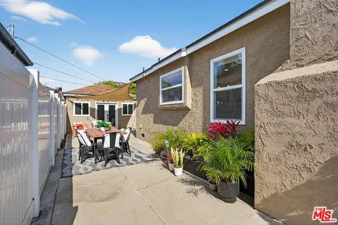 $1,249,000 | 8617 Olin Street, Los Angeles, CA 90034