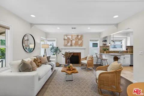 $1,249,000 | 8617 Olin Street, Los Angeles, CA 90034