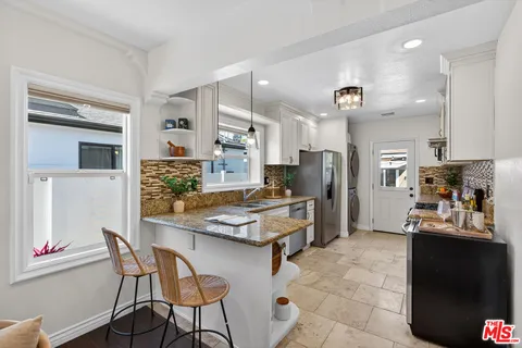 $1,249,000 | 8617 Olin Street, Los Angeles, CA 90034