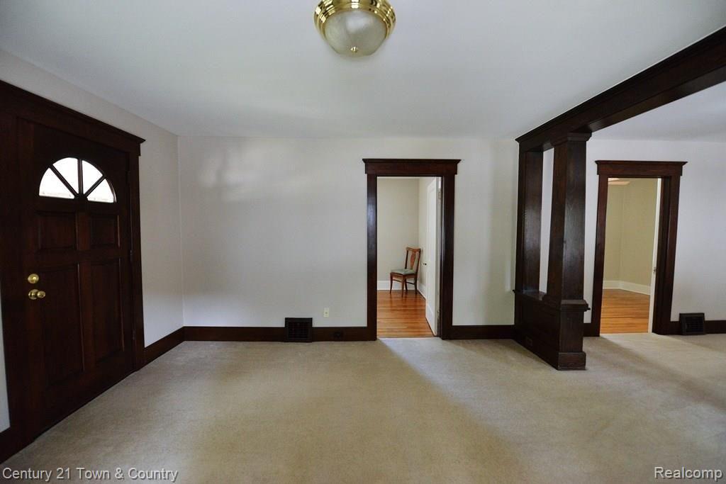 2414 Rochester Road Royal Oak, MI 48073 - Photo 9 of 28 Gallery Image 9