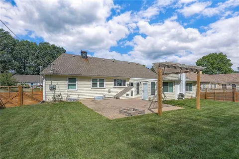 $389,000 | 8331 Beverly Drive, Overland Park, KS 66207