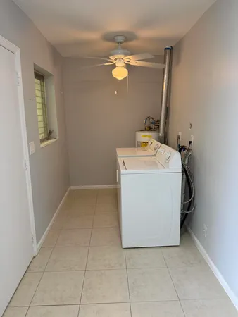 $2,700 | 6575 Northeast 7th Avenue, Boca Raton, FL 33487