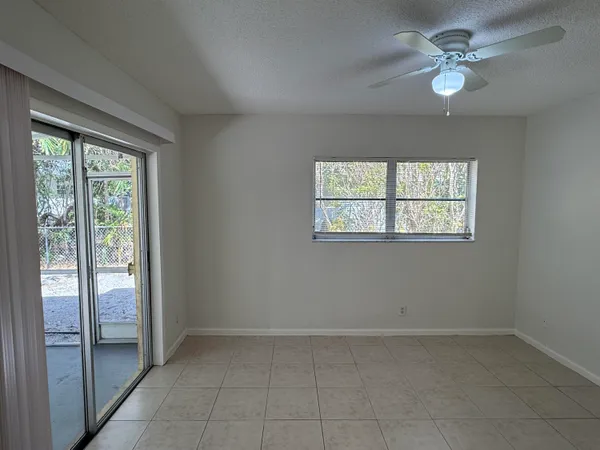 $2,700 | 6575 Northeast 7th Avenue, Boca Raton, FL 33487