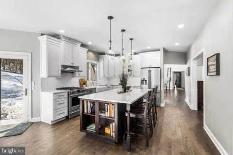 $2,199,000 | 2800 Horseshoe Trail, Chester Springs, PA 19425