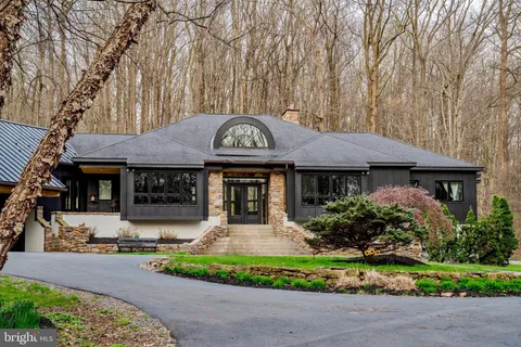 $2,199,000 | 2800 Horseshoe Trail, Chester Springs, PA 19425