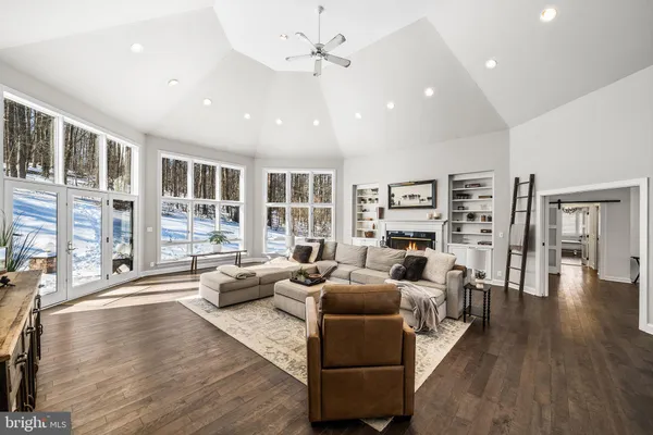 $2,199,000 | 2800 Horseshoe Trail, Chester Springs, PA 19425